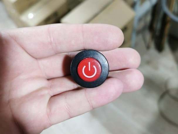 Кнопка вкл-выкл для детского электромобиля